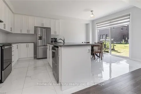 940 SOBESKI Ave, Woodstock, ON N4T 0N7