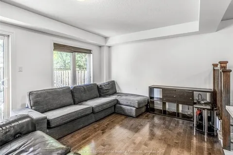 10 VAUGHAN St, Guelph, ON N1L 1C9