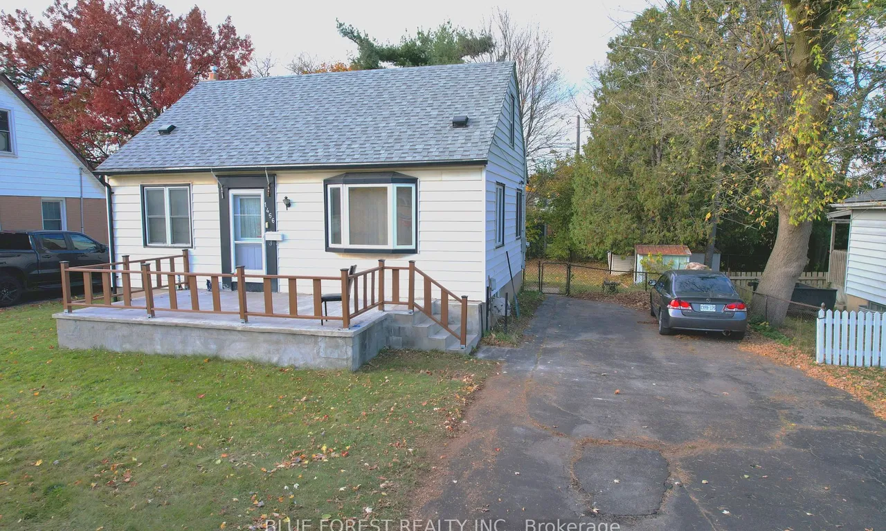 1466 Trafalgar St, London, ON N5W 1W9