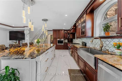 6327 Purcell Road, ON K6H 5R5