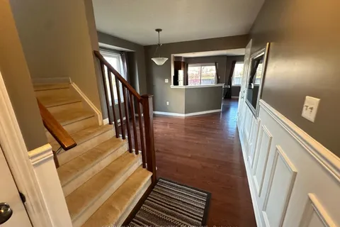 71 Garth Massey Dr, Cambridge, ON N1T 2G8