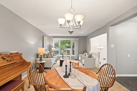 1678 Woodgrove Cres, Peterborough, ON K9K 1N2