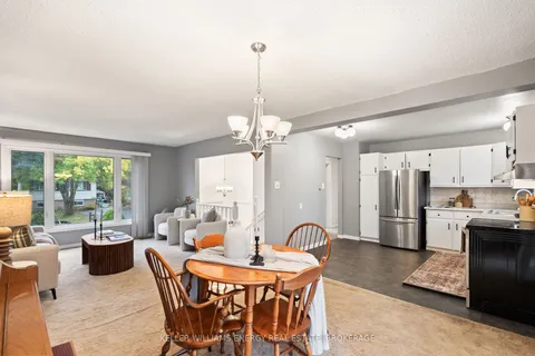 1678 Woodgrove Cres, Peterborough, ON K9K 1N2