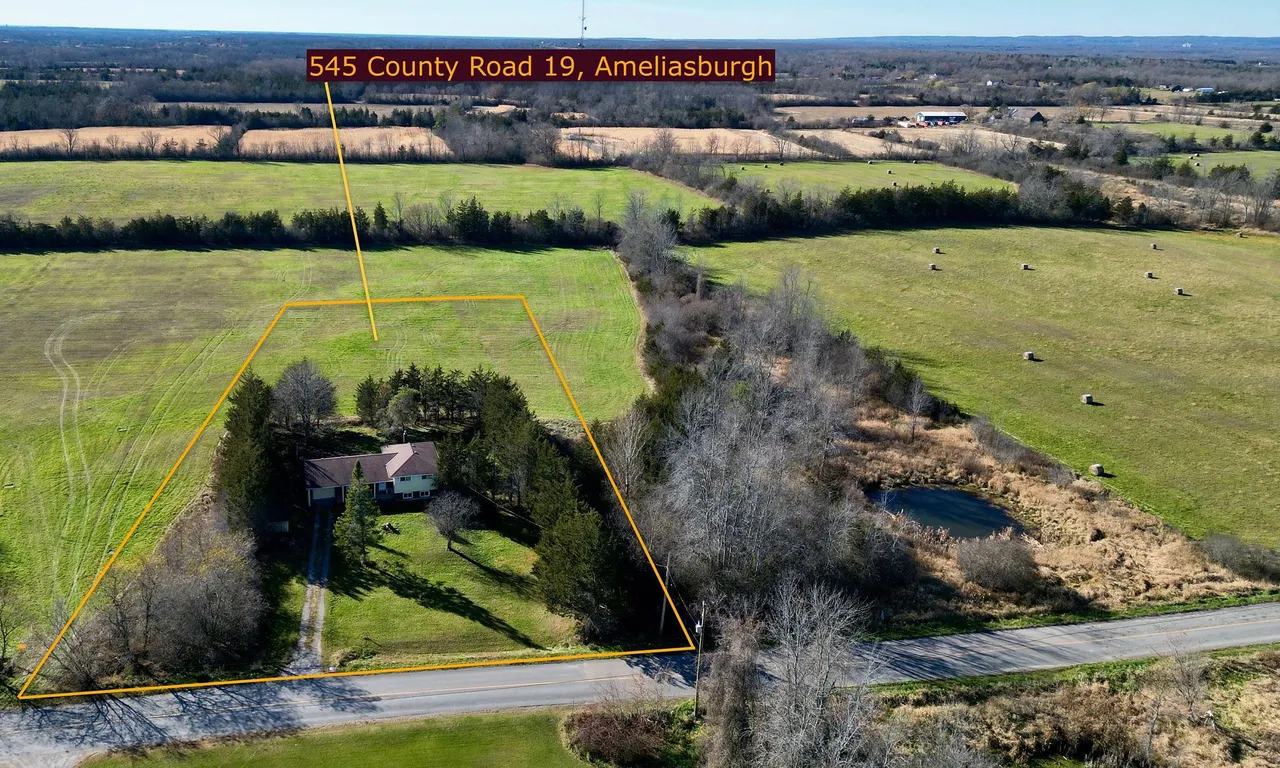 545 County Rd 19, Prince Edward County, ON K0K 1A0