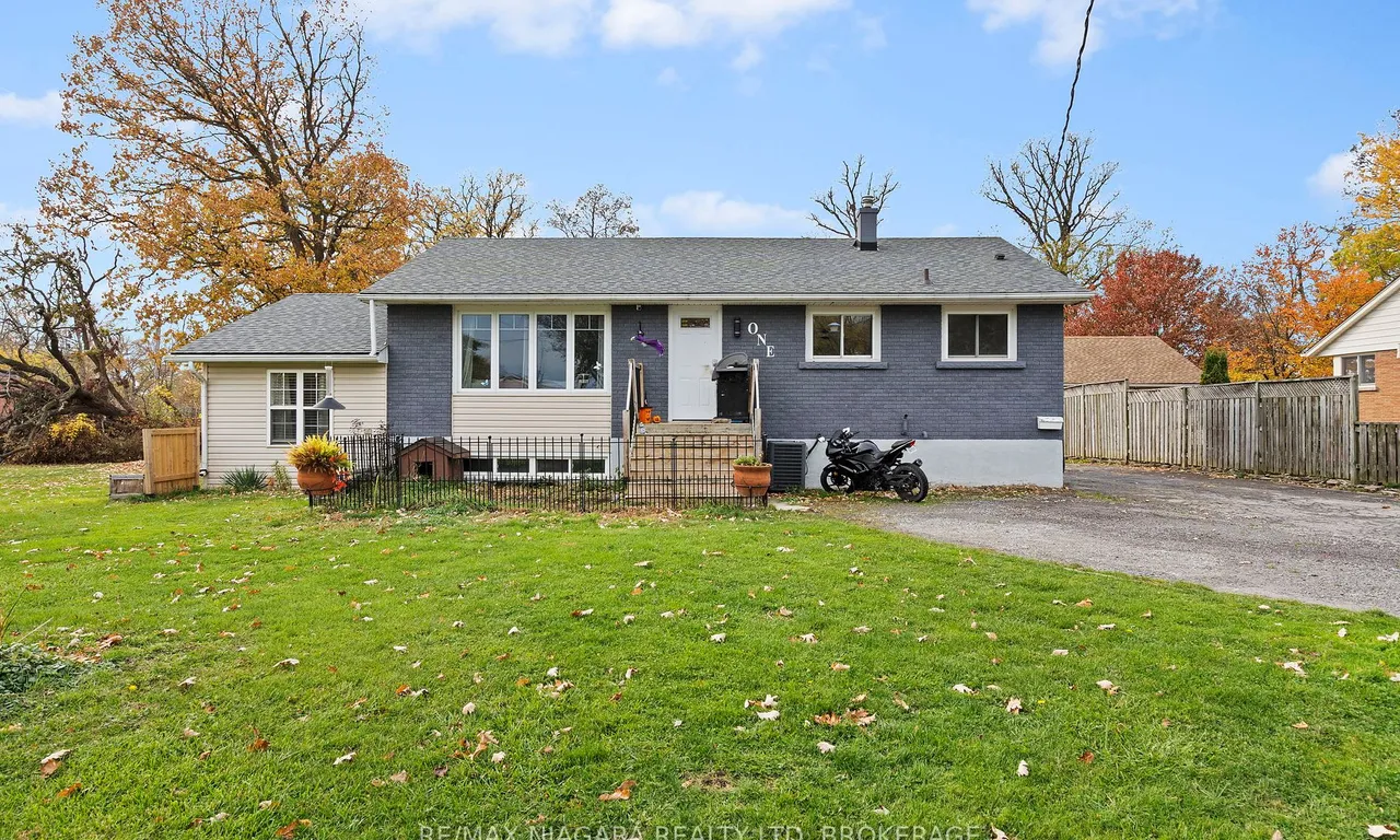 1 Woodside Dr, Port Colborne, ON L3K 5G9
