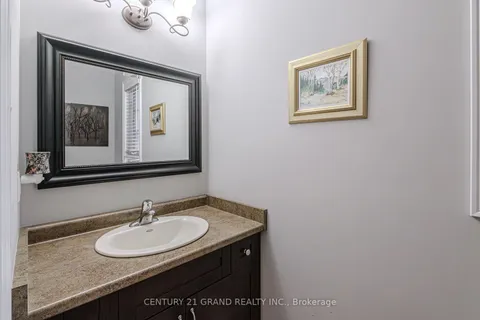 229 Springvalley Cres, Hamilton, ON L9C 0B3