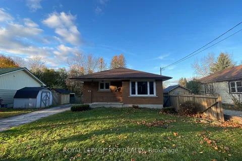 565 Waterloo St, Wellington North, ON N0G 2L3