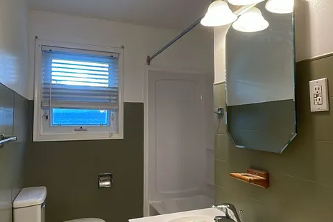 565 Waterloo St, Wellington North, ON N0G 2L3