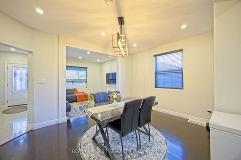 78 Martimas Ave, Hamilton, ON L8H 3N3