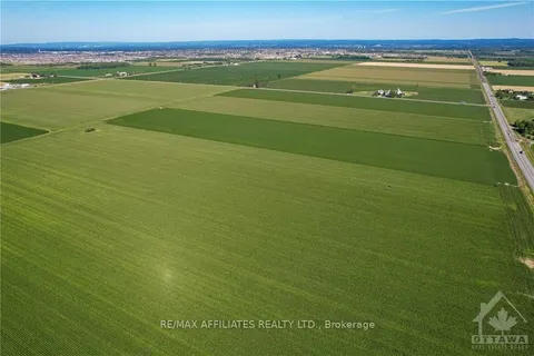 1352 WALL Rd, Orleans - Cumberland and Area, ON K4B 1H9