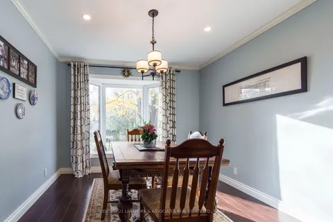 20 Little Rd, Quinte West, ON K8V 5P7