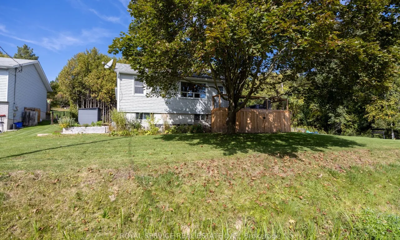 16 Hunter St, Cavan Monaghan, ON L0A 1G0