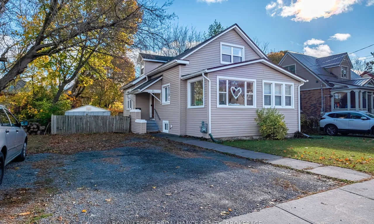 47 Toronto St, Kingston, ON K7L 4A3