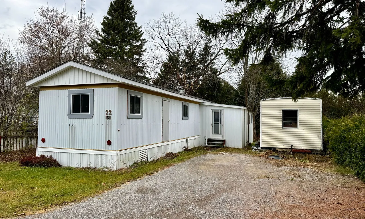 1093 County Rd 28, Cavan Monaghan, ON K0L 1V0