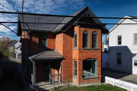 256 Coleman St, Belleville, ON K8P 3H7