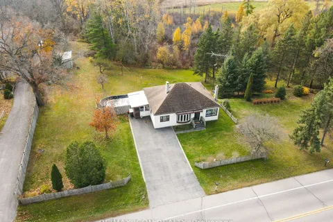 1443 Wrigley Rd, North Dumfries, ON N0B 1E0
