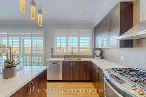 268 Crafter Cres, Hamilton, ON L8J 0J2