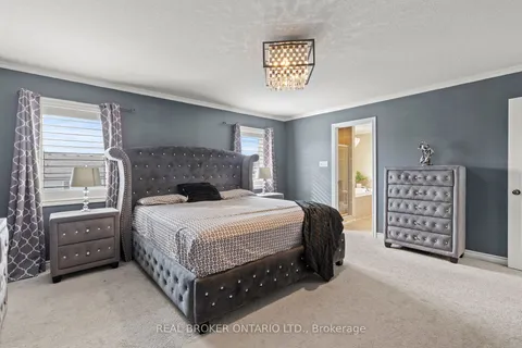 14 Carroll Lane, Brantford, ON N3T 5L5