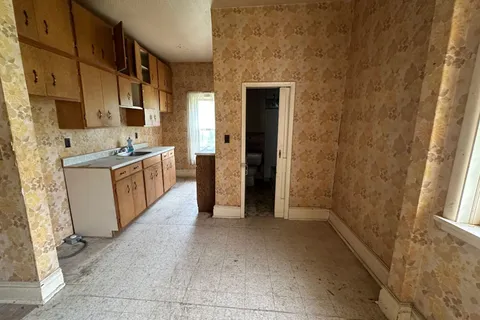 14 Hillcrest St, South Bruce, ON N0G 2S0