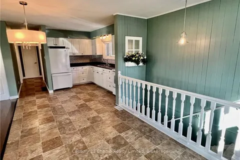 6508 HIGHWAY 38, South Frontenac, ON K0H 2W0