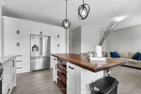 114 Old Field Lane, Central Elgin, ON N5L 0A9