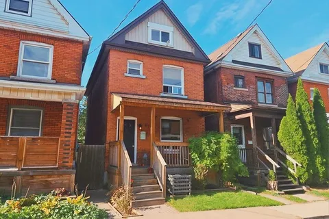 47 Fairleigh Ave, Hamilton, ON L8L 6H1