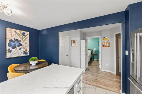 70 Dalgleish Ave, Kingston, ON K7K 7E1