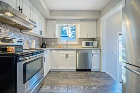 4 Johnson Pl, St. Thomas, ON N5P 2G1