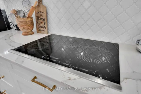 12563 Thirteen Mile Rd, Middlesex Centre, ON N0M 1P0