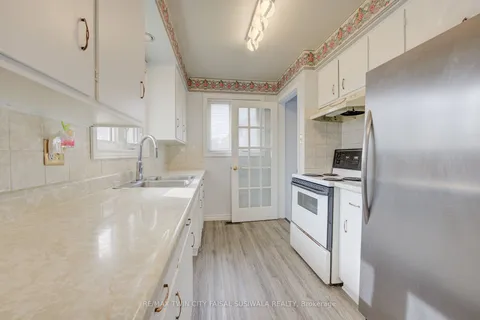 7 Rouse Ave, Cambridge, ON N1R 4M6