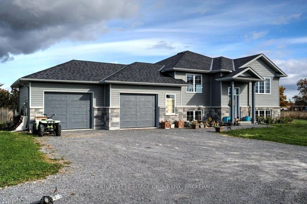 1289 County 8 Rd, Prince Edward County, ON K0K 2T0