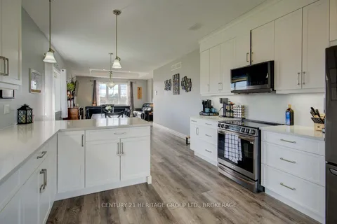 1289 County 8 Rd, Prince Edward County, ON K0K 2T0