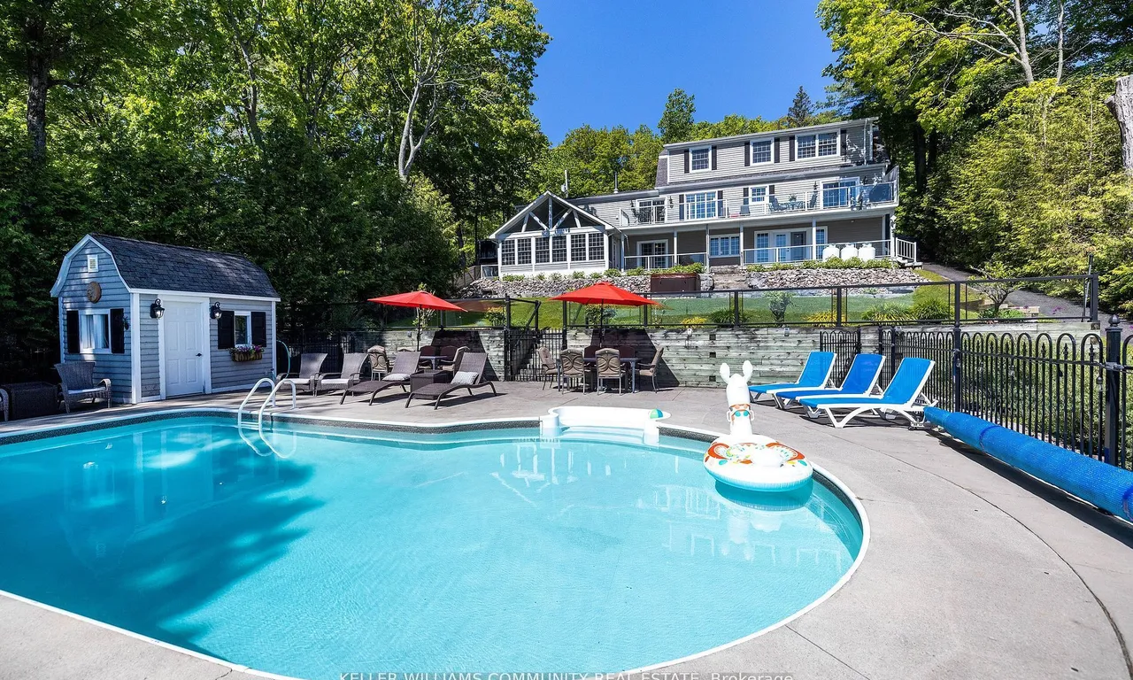 3071 Beachwood Dr, Smith-Ennismore-Lakefield, ON K0L 2H0