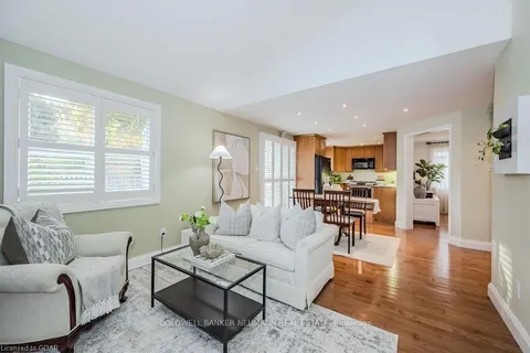 217 Elmira Rd, Guelph, ON N1K 1R1