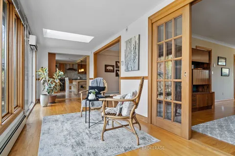 1021 Sydenham Rd, Kingston, ON K7M 3L8