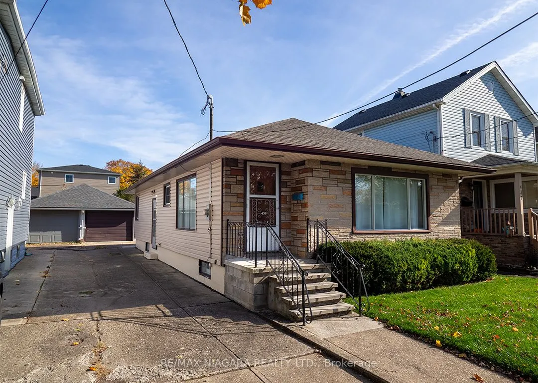 439 Davis St, Port Colborne, ON L3K 1Z7