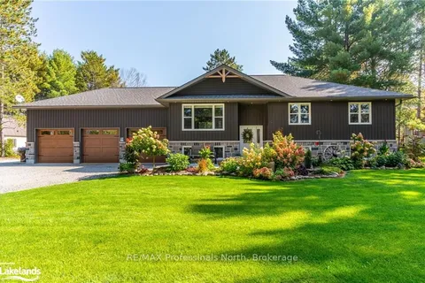 460 Bobcaygeon Rd, Minden Hills, ON K0M 2K0