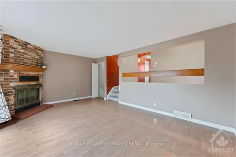 332 BONAIR Dr, Orleans - Cumberland and Area, ON K1E 2P2