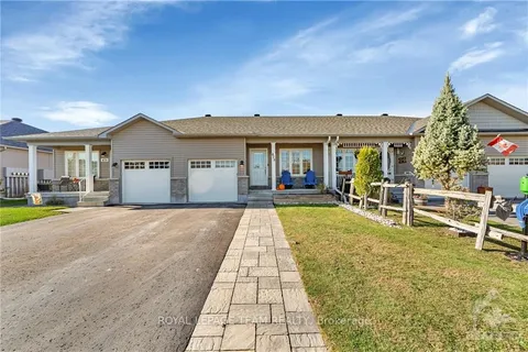 478 HONEYBORNE St, Mississippi Mills, ON K0A 1A0