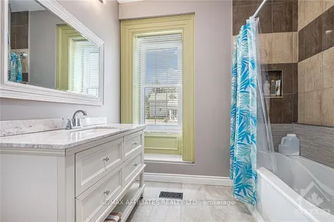 26 BLACKSMITH Rd, Rideau Lakes, ON K0G 1L0