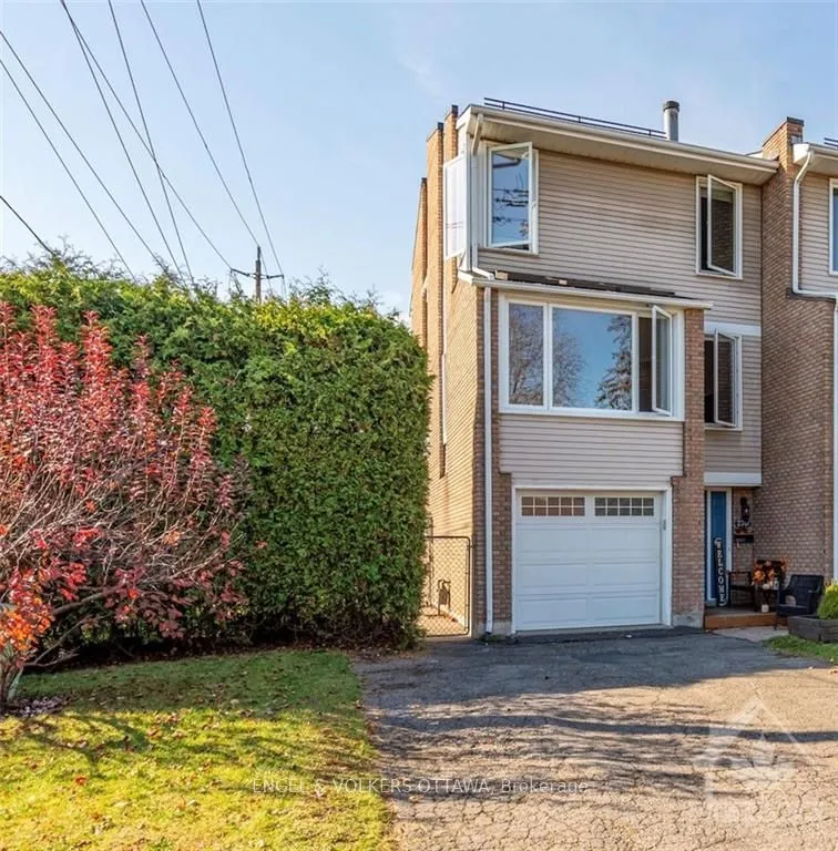 274C DALEHURST Dr, Tanglewood - Grenfell Glen - Pineglen, ON K2G 4J5