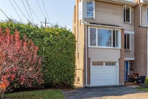 274C DALEHURST Dr, Tanglewood - Grenfell Glen - Pineglen, ON K2G 4J5