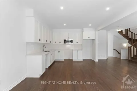 653 PERSIMMON Way, Orleans - Convent Glen and Area, ON K1W 0T3