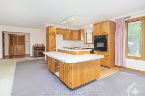 10984 COUNTY ROAD 2 Rd, South Dundas, ON K0E 1K0