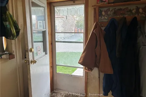 147 DIBBLE St, Prescott, ON K0E 1T0