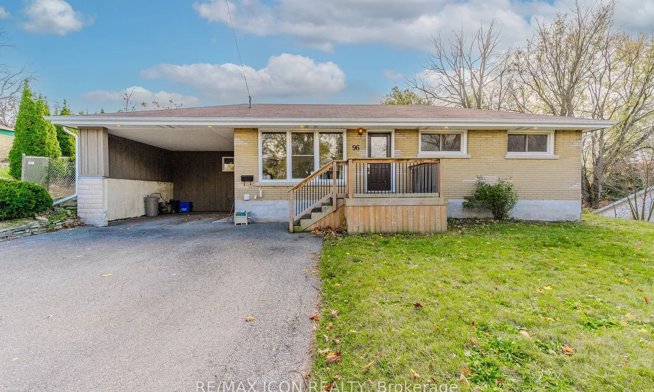 96 Rife Ave, Cambridge, ON N3C 2G7