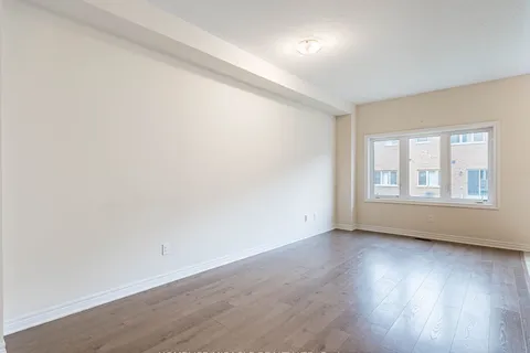 53 Sparkle Dr, Thorold, ON L2V 0B7