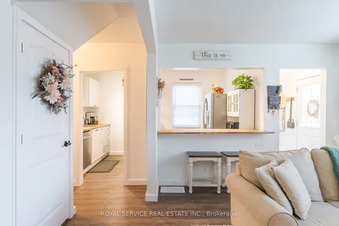 474 Hamilton St, Peterborough, ON K9J 4B9