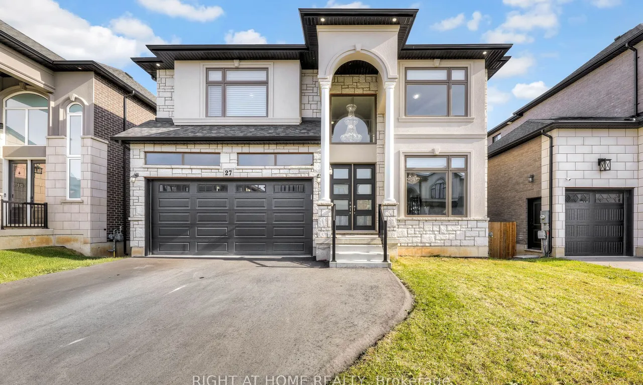 27 Deerfield Lane, Hamilton, ON L9K 0K2
