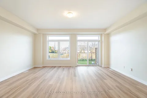 77 Diana Ave, Brantford, ON N3T 0R6